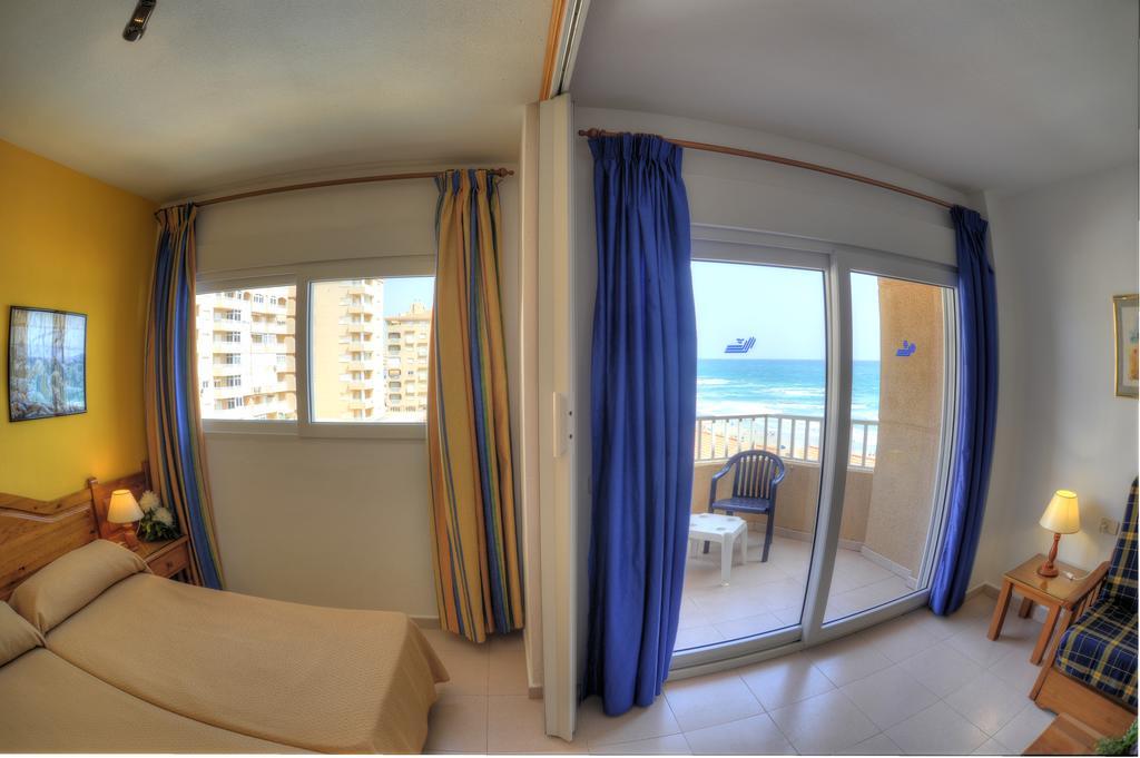 Apartamentos La Mirage Ла-Манга-дель-Мар-Менор Номер фото