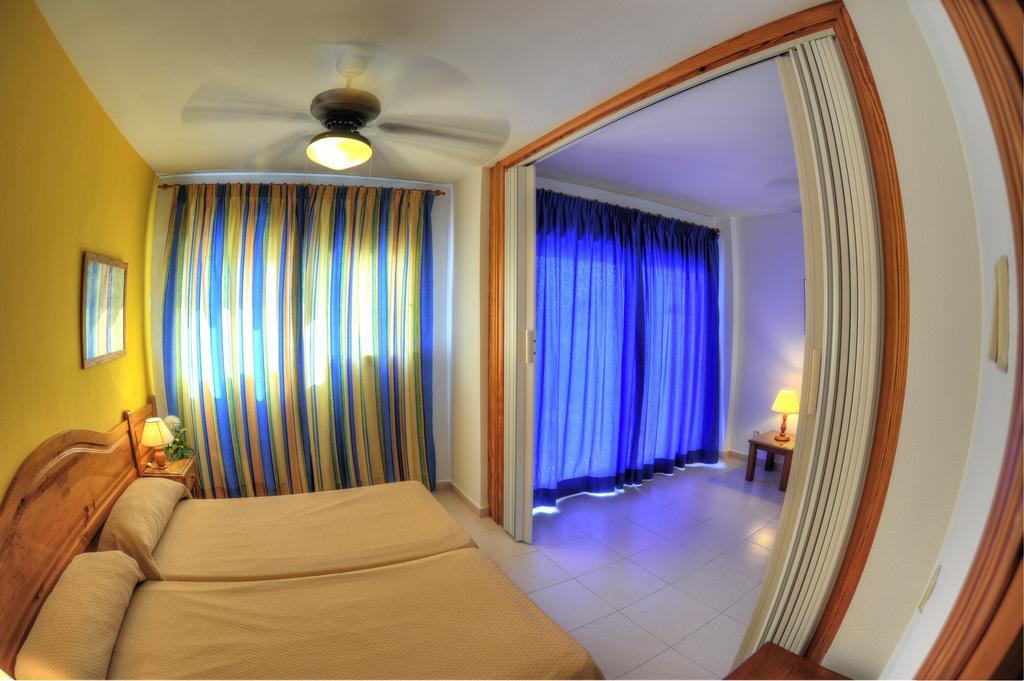 Apartamentos La Mirage Ла-Манга-дель-Мар-Менор Номер фото